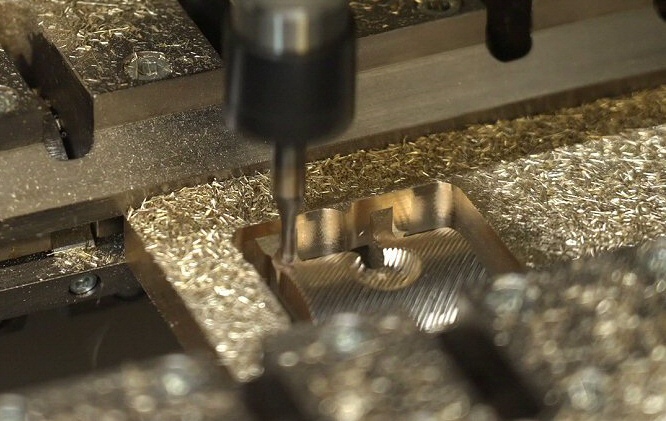 Finiture galvaniche su componenti metallici